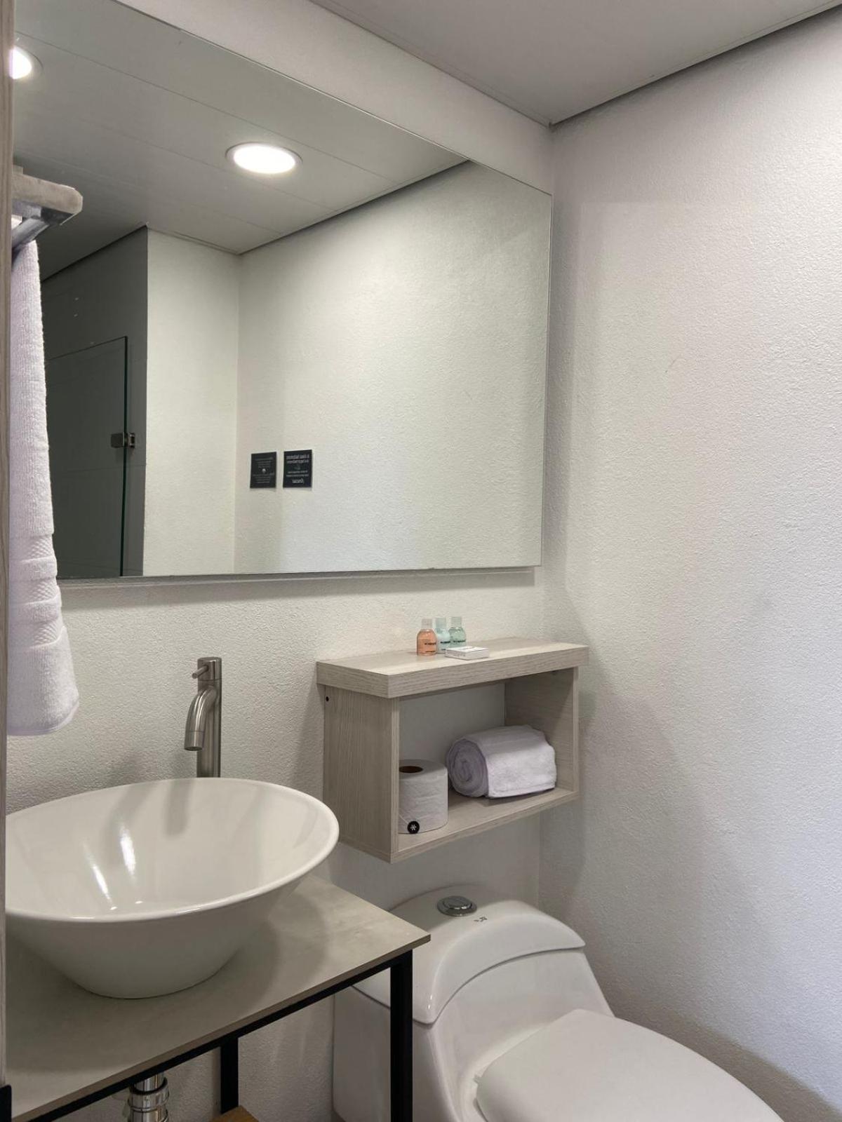 Hotel Santa Ana Медельин Экстерьер фото